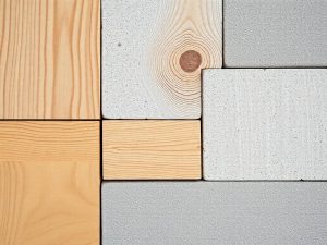 Comment coller du bois sur du béton ? Technique et conseils !