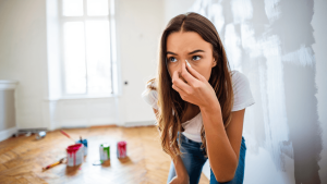 Comment se débarrasser d’une odeur de peinture fraîche ?